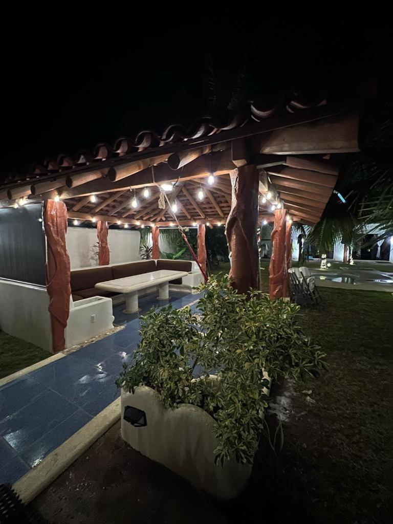 זיהואטנחו Turtle Beach Villas מראה חיצוני תמונה