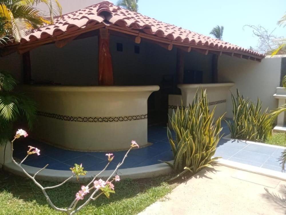 זיהואטנחו Turtle Beach Villas מראה חיצוני תמונה
